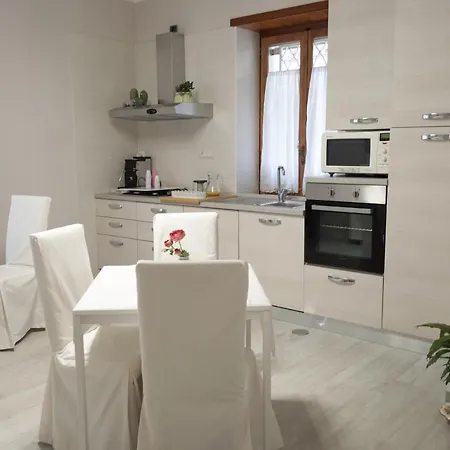 L' Albero Di Giada Frühstückspension 3*