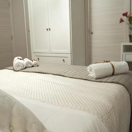 L' Albero Di Giada 住宿加早餐酒店 3*