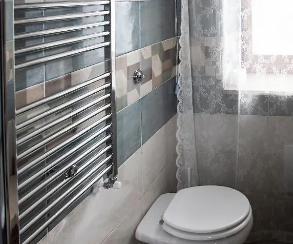 Bed and breakfast L' Albero Di Giada 3*