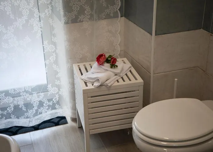 L' Albero Di Giada 住宿加早餐酒店 卡塞塔